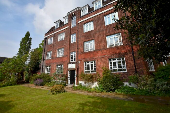 2 Bedroom Flat To Rent In Lansdowne House, Wilmslow Road, Didsbury, M20