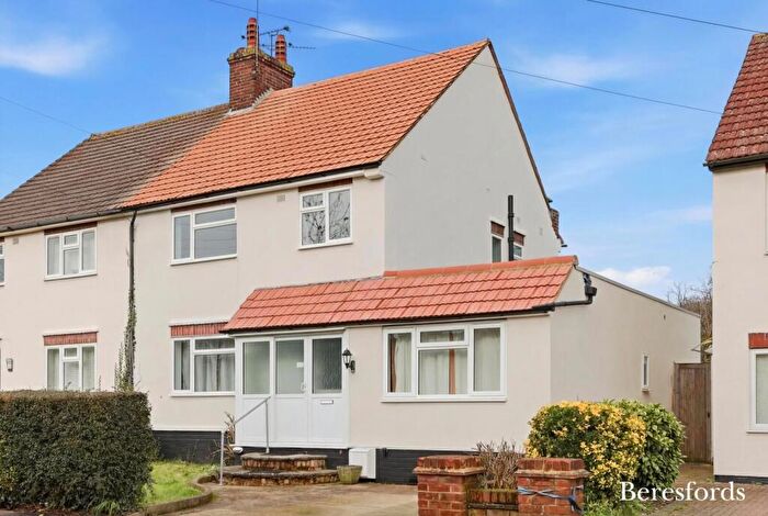 4 Bedroom Semi-Detached House For Sale In Rayleigh Road, Hutton, CM13