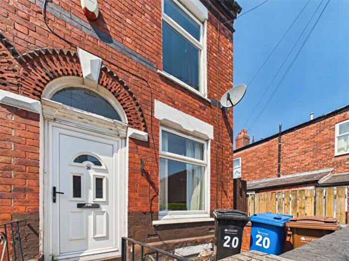 2 Bedroom End Of Terrace House To Rent In St Matthews Road, Edgely, Stockport, SK3