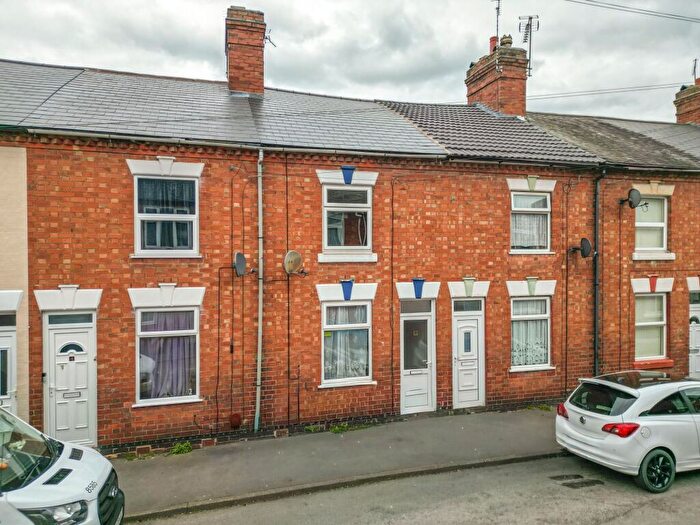 2 Bedroom Terraced House For Sale In Erdington Road, Atherstone, CV9