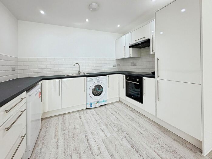 2 Bedroom Flat To Rent In East Station Road, Peterborough, PE2