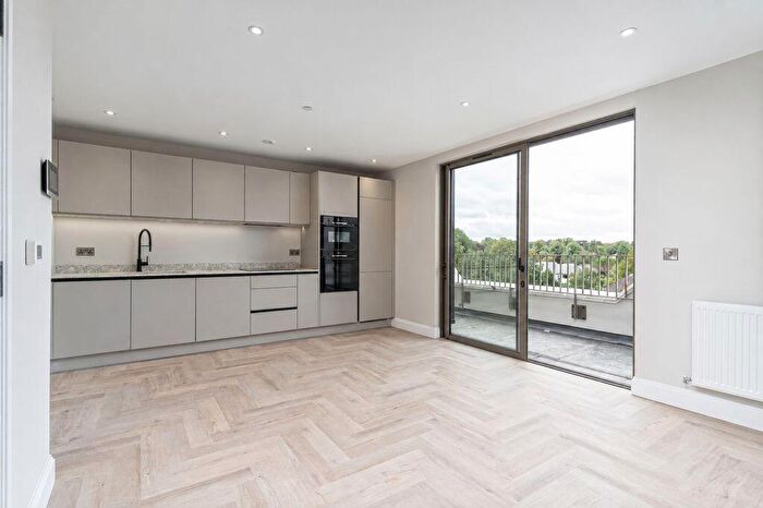 1 Bedroom Flat For Sale In Smitham Bottom Lane, Purley, CR8