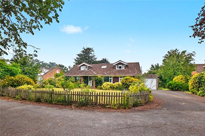 5 Bedroom Bungalow For Sale In Manor Drive, Staplegrove, Taunton, Somerset, TA2