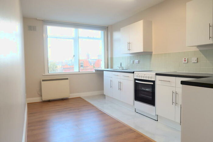 2 Bedroom Apartment To Rent In Dwell House, Holloway Road, N19