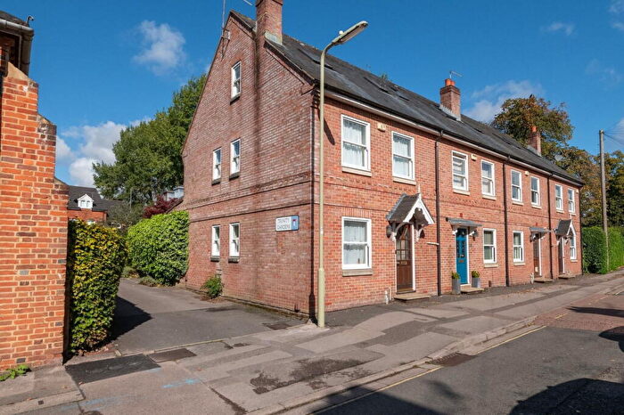 4 Bedroom End Of Terrace House For Sale In Middle Brook Street, Winchester, SO23