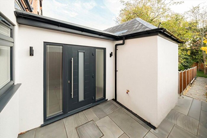 1 Bedroom Flat For Sale In The Avenue, Queen's Park, NW6