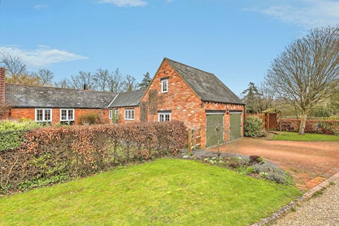 3 Bedroom Barn Conversion For Sale In Home Farm Court, Holdenby, Northampton, NN6