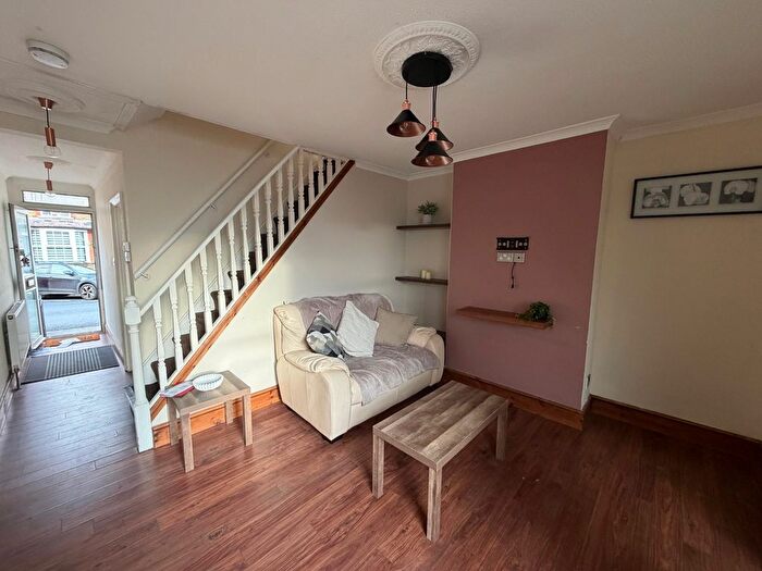 4 Bedroom Terraced House For Sale In Malden Road, Borehamwood, WD6