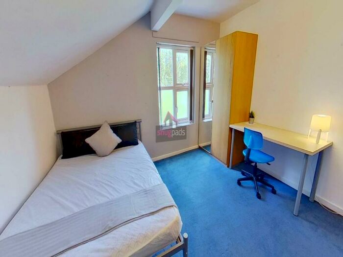 Studio To Rent In Barrfield Road, Salford, M6