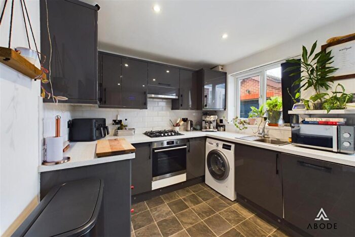 3 Bedroom Detached House For Sale In Normandy Road, Hilton, DE65