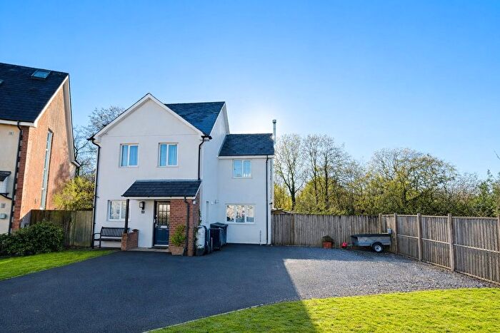 3 Bedroom Detached House For Sale In Bryn Steffan, Lampeter, SA48