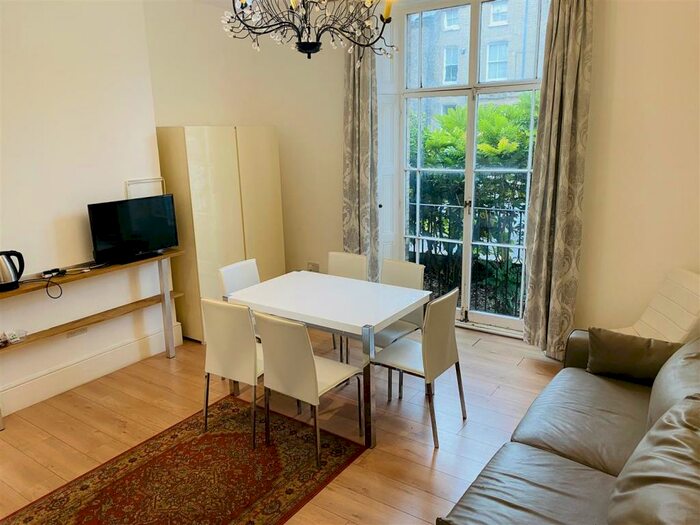 1 Bedroom Flat To Rent In Flat, Newmarket Road, Cambridge, CB5