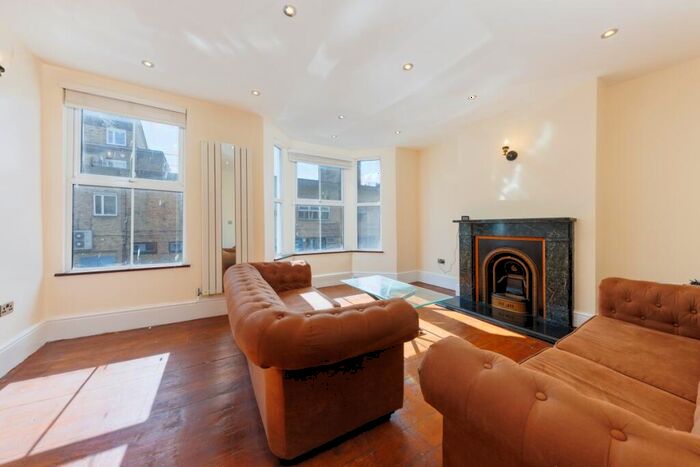 3 Bedroom Apartment To Rent In Blue Anchor Lane, London, SE16