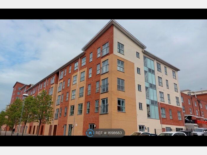 2 Bedroom Flat To Rent In Englefield House, Reading, RG30