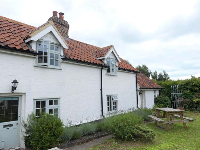 3 Bedroom Detached House To Rent In The White House, Wenhaston, IP19