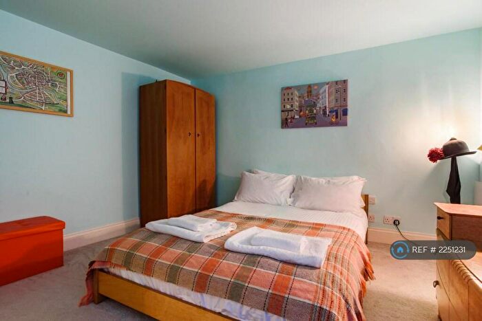 1 Bedroom Terraced House To Rent In Leonard Lane, Bristol, BS1