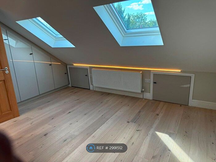 3 Bedroom Terraced House To Rent In Mansfield Road, London, E17