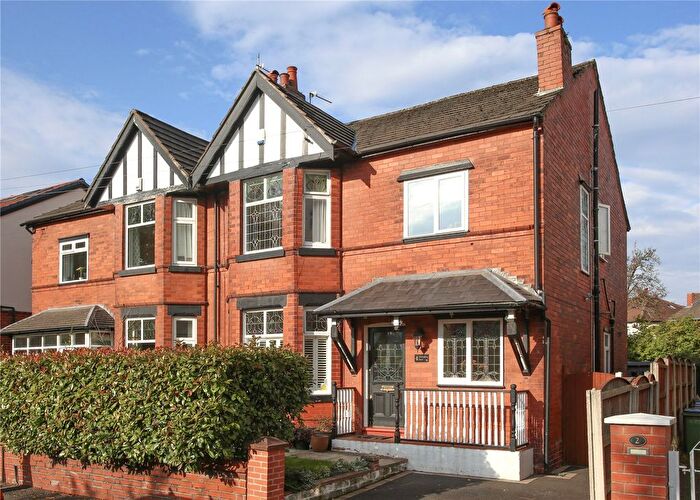 4 Bedroom Semi Detached House For Sale In Buckingham Road, Heaton Chapel, Stockport, SK4