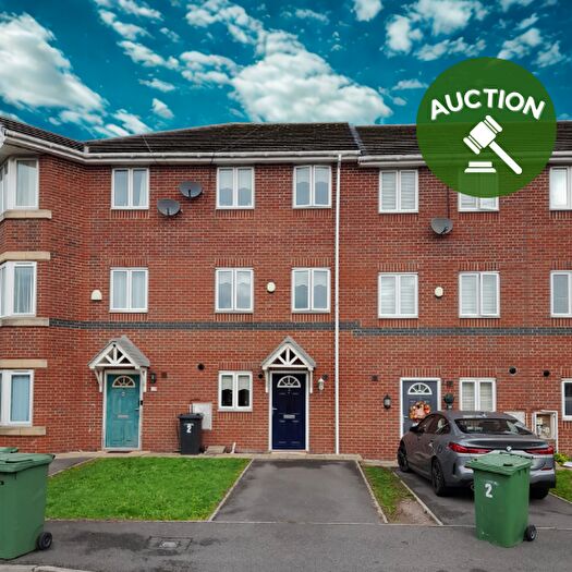 3 Bedroom Town House For Sale In The Hawthornes, Birkenhead, CH42