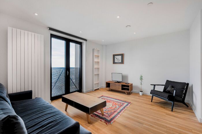 2 Bedroom Apartment To Rent In Hurdsfield Road, Macclesfield, Cheshire, SK10