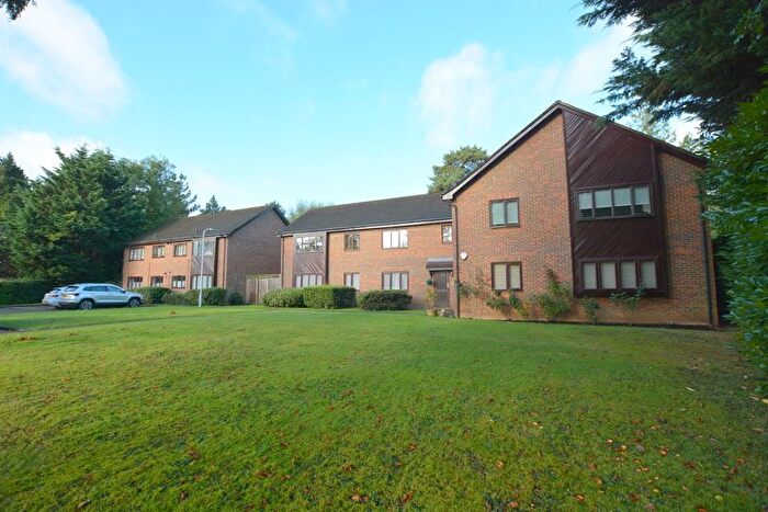 1 Bedroom Flat To Rent In Pepys Close, Ickenham, UB10