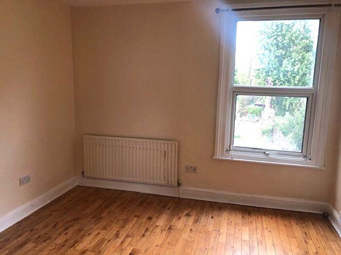 Property For Sale In Headstone Road, Harrow, Middlesex, HA1