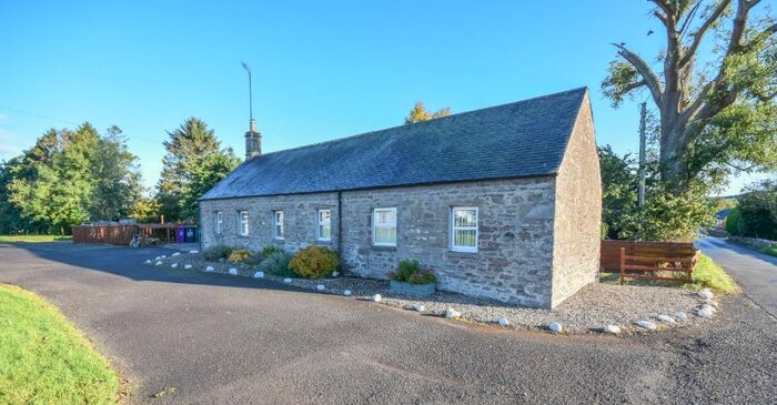 3 Bedroom Flat To Rent In Eassie, Glamis, Angus DD8