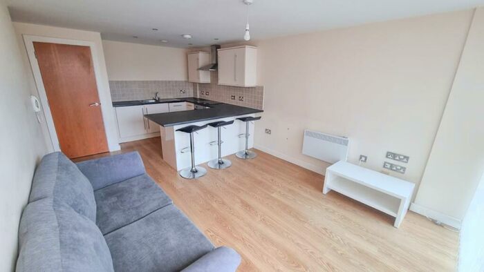 2 Bedroom Flat To Rent In Hamilton House, Pall Mall, Liverpool, Merseyside, L3