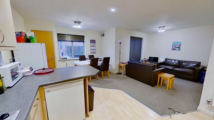 2 Bedroom House To Rent In Royal Victoria Court, Gamble Street, Nottingham, NG7