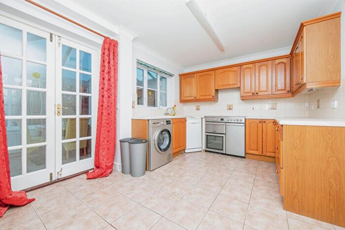2 Bedroom End Of Terrace House For Sale In Meadow Lane, Sudbury, CO10