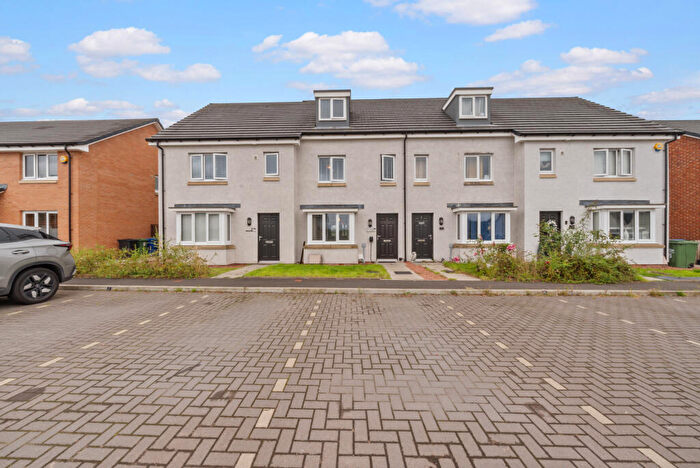 3 Bedroom Terraced House For Sale In Arkhouses Way, Paisley, Renfrewshire, PA1