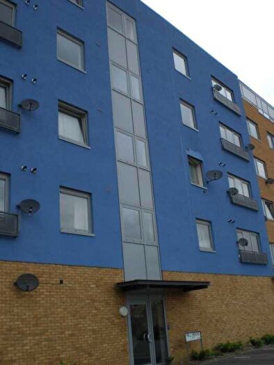 1 Bedroom Apartment To Rent In Defence Close, West Thamesmead, SE28