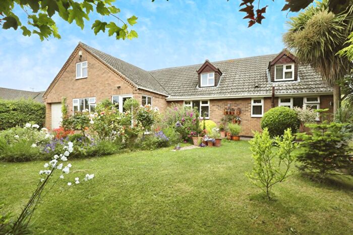 3 Bedroom Detached Bungalow For Sale In Station Road, Retford, DN22