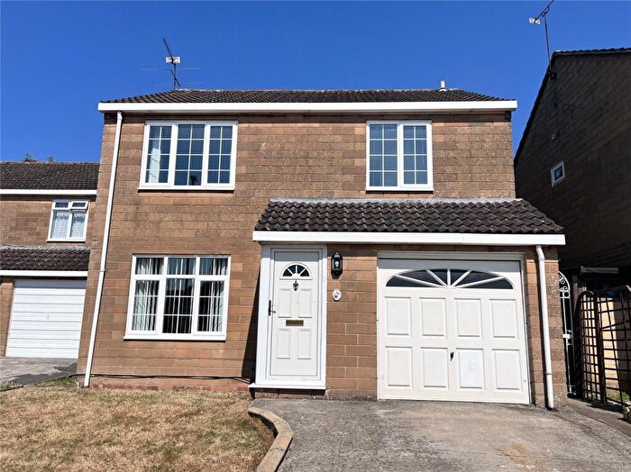 4 Bedroom Terraced House To Rent In Liskeard Way, Freshbrook, Swindon, SN5