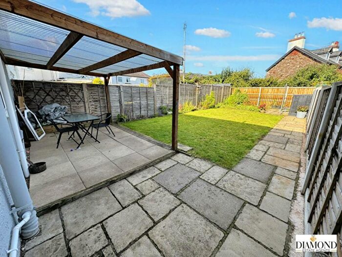 2 Bedroom Terraced House For Sale In Broad Lane, Tiverton, Devon, EX16