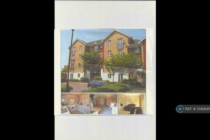 3 Bedroom Maisonette To Rent In Campbell Drive, Cardiff, CF11