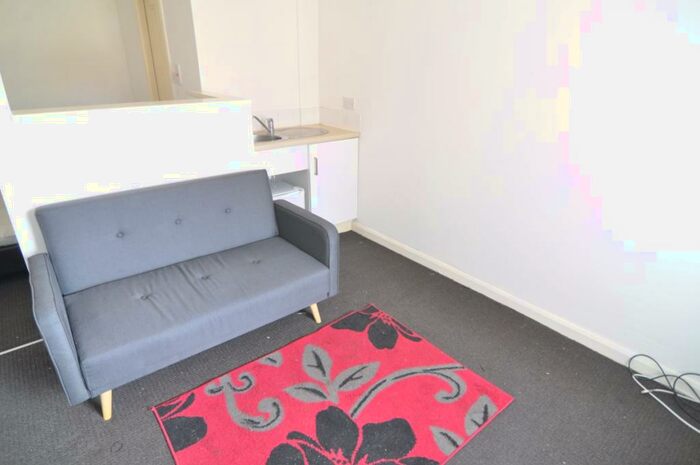 1 Bedroom Apartment To Rent In Park Road, Barnsley, S70