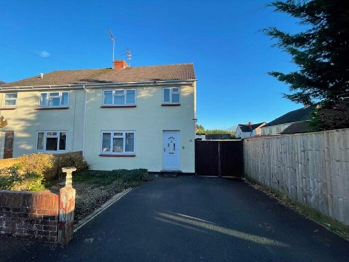 3 Bedroom Semi-Detached House To Rent In St Aldhelms Close, Frome, BA11