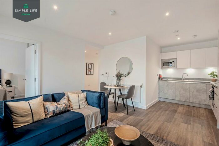 1 Bedroom Apartment To Rent In Bed, Th Floor Pampa At Endura House In Beam Park, RM13