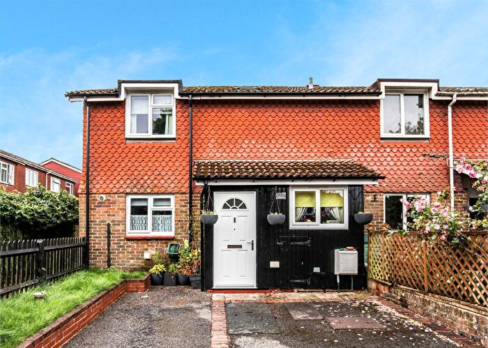 3 Bedroom End Of Terrace House For Sale In Harvard Close, Lewes, BN7