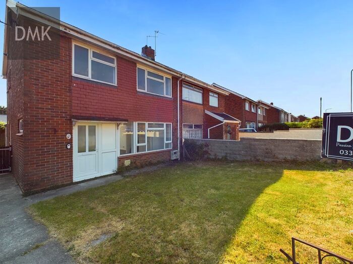3 Bedroom Semi-Detached House To Rent In Heol Yr Eos, Penllergaer, Swansea, SA4