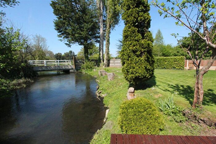2 Bedroom Detached House For Sale In Archers Green, Tewin, SG14