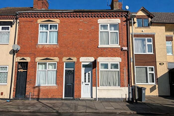 3 Bedroom Terraced House For Sale In Corporation Road, Leicester, Leicestershire, LE4