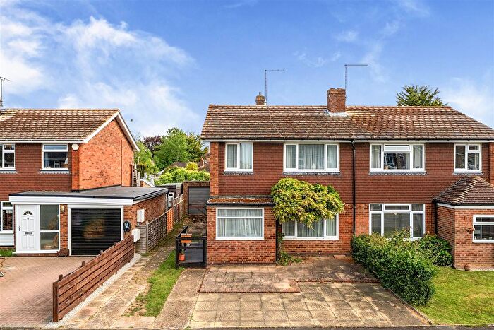 3 Bedroom Semi Detached House For Sale In Rushford Close, Headcorn, Ashford, TN27