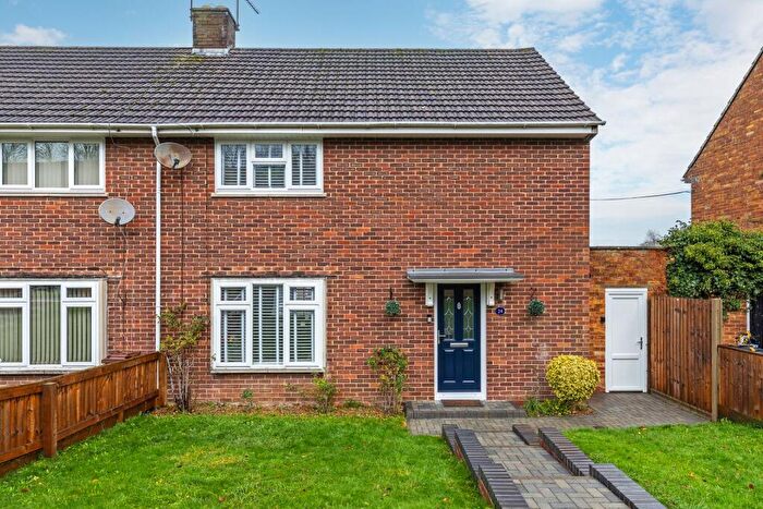 3 Bedroom End Of Terrace House For Sale In Garbett Road, Winchester, SO23