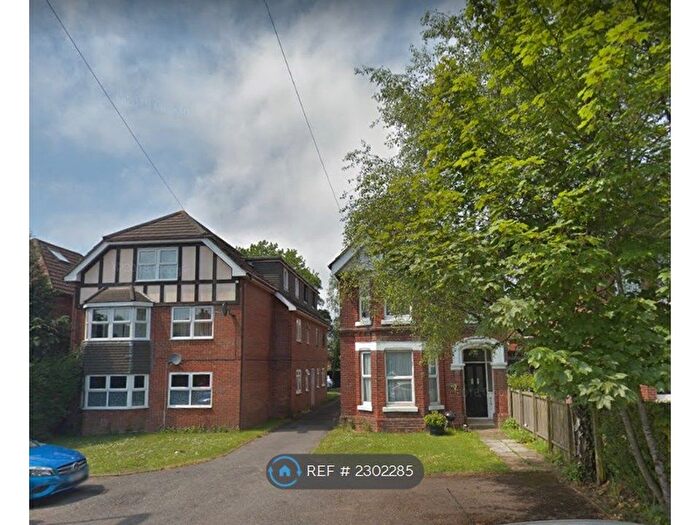 2 Bedroom Flat To Rent In Bassett, Southampton, SO16