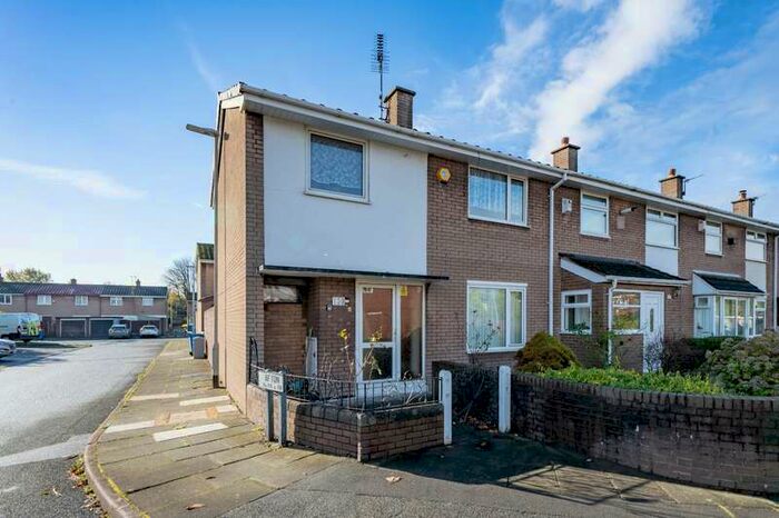 3 Bedroom End Of Terrace House For Sale In Afton, Widnes, Cheshire, WA8