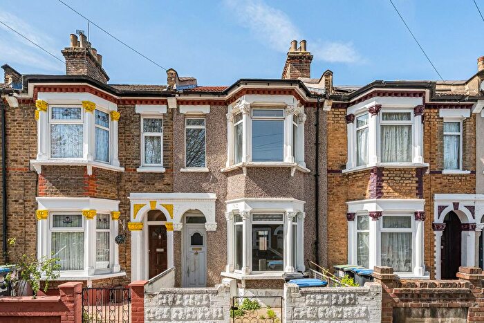3 Bedroom Property For Sale In Chester Road, London, N9
