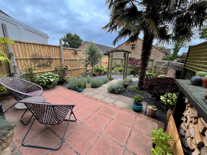 3 Bedroom Terraced House For Sale In Salway Drive, Salwayash, Bridport, DT6