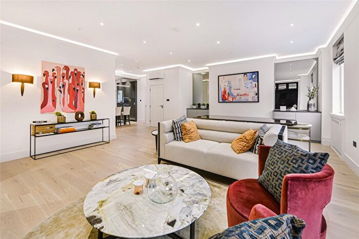 2 Bedroom Flat To Rent In Fountain House, Park Street, W1K